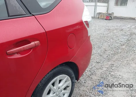 2012 Toyota Prius V Two z USA, uszkodzony, nr VIN JTDZN3EU6C3067226